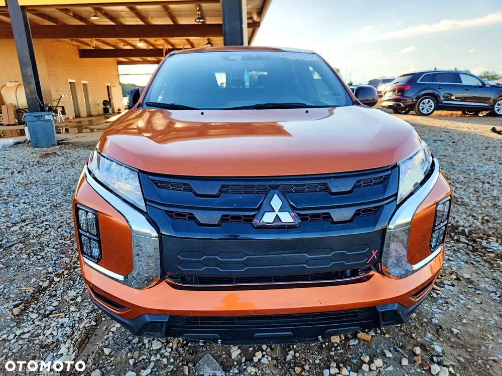 Mitsubishi ASX - 5