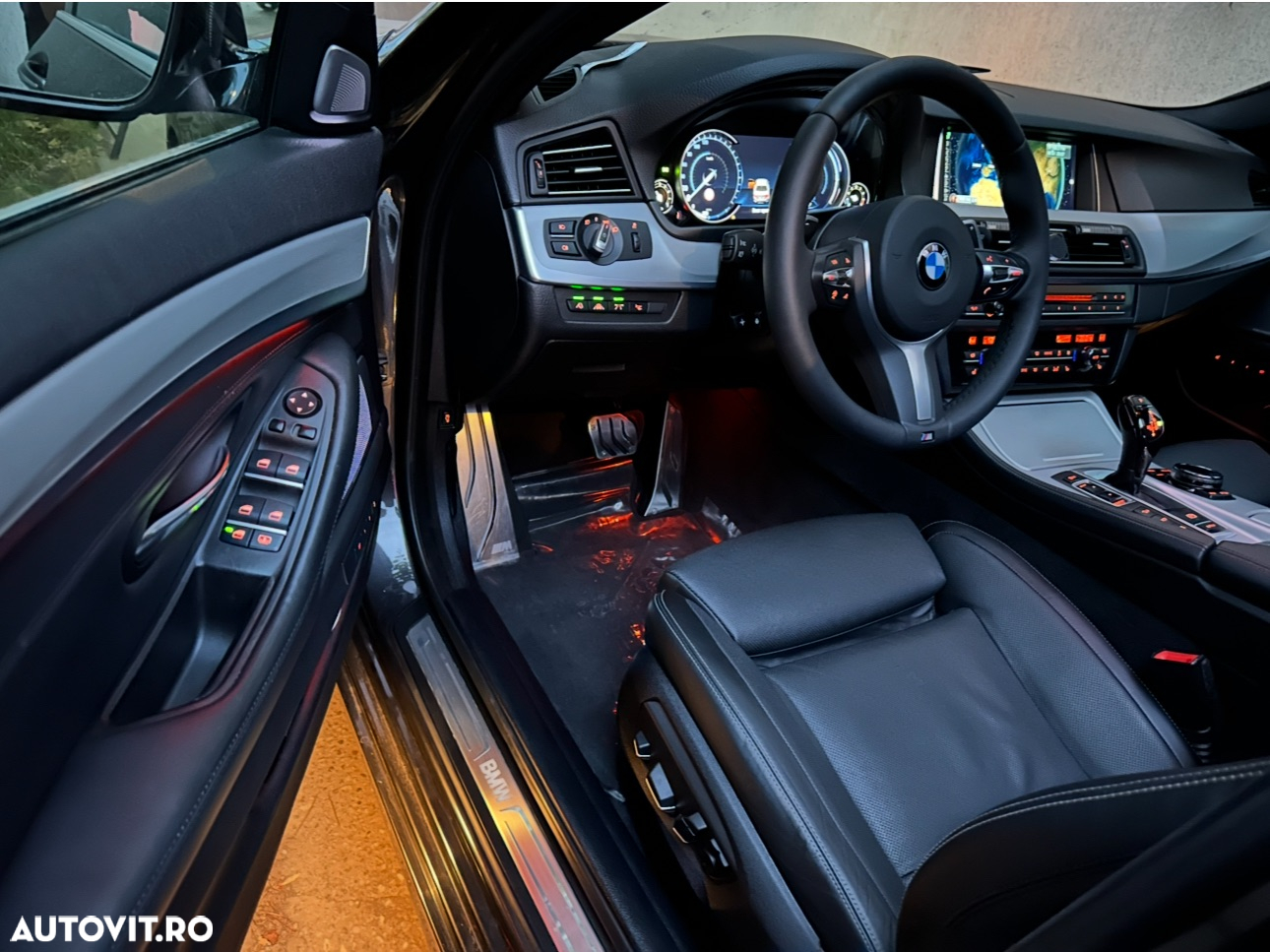 BMW Seria 5 535d xDrive Aut. Luxury Line - 28