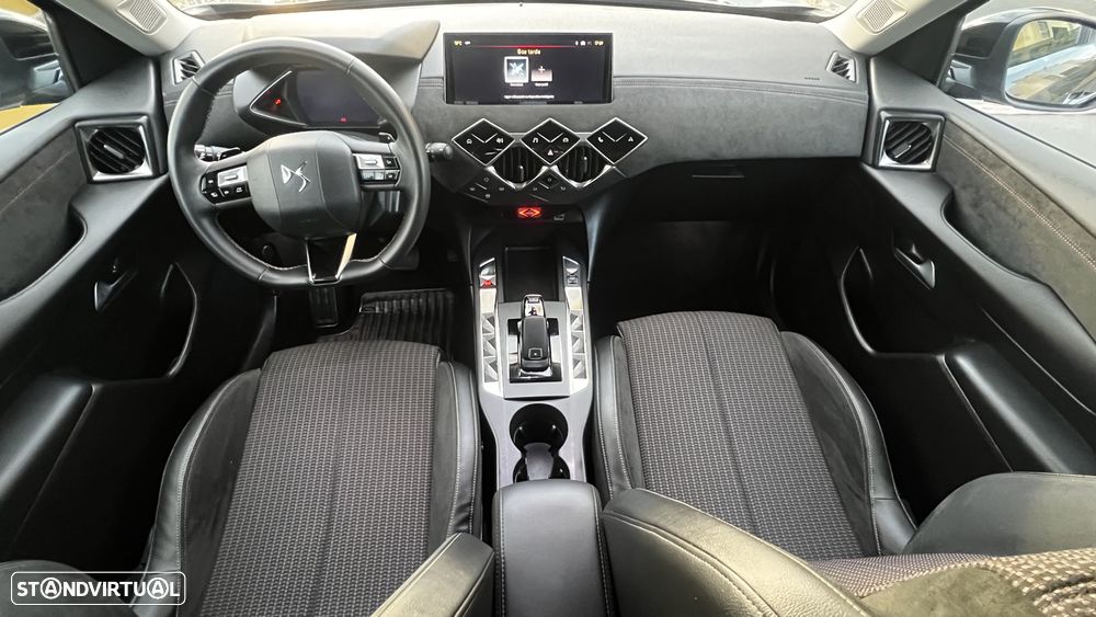 DS DS3 Crossback PureTech 130 Aut. PERFORMANCE LINE + - 6