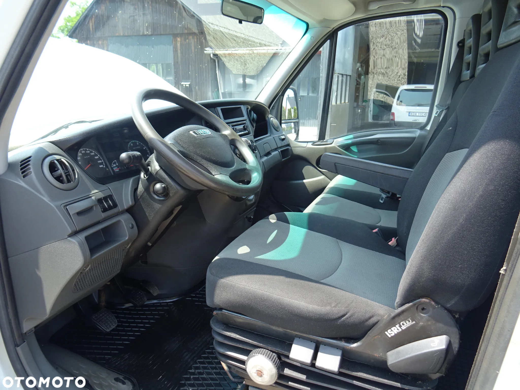 Iveco 35s13 Doka Skrzynia 124tys km Oryginał Hak - 16