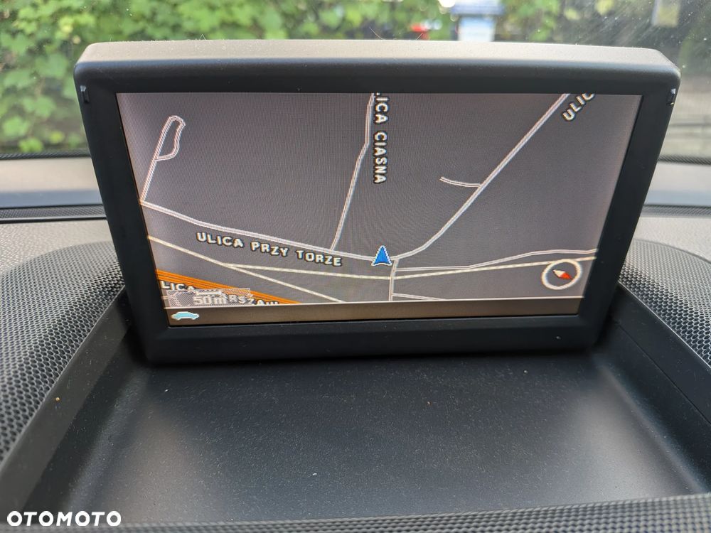 Volvo V50 D3 R-Design - 14