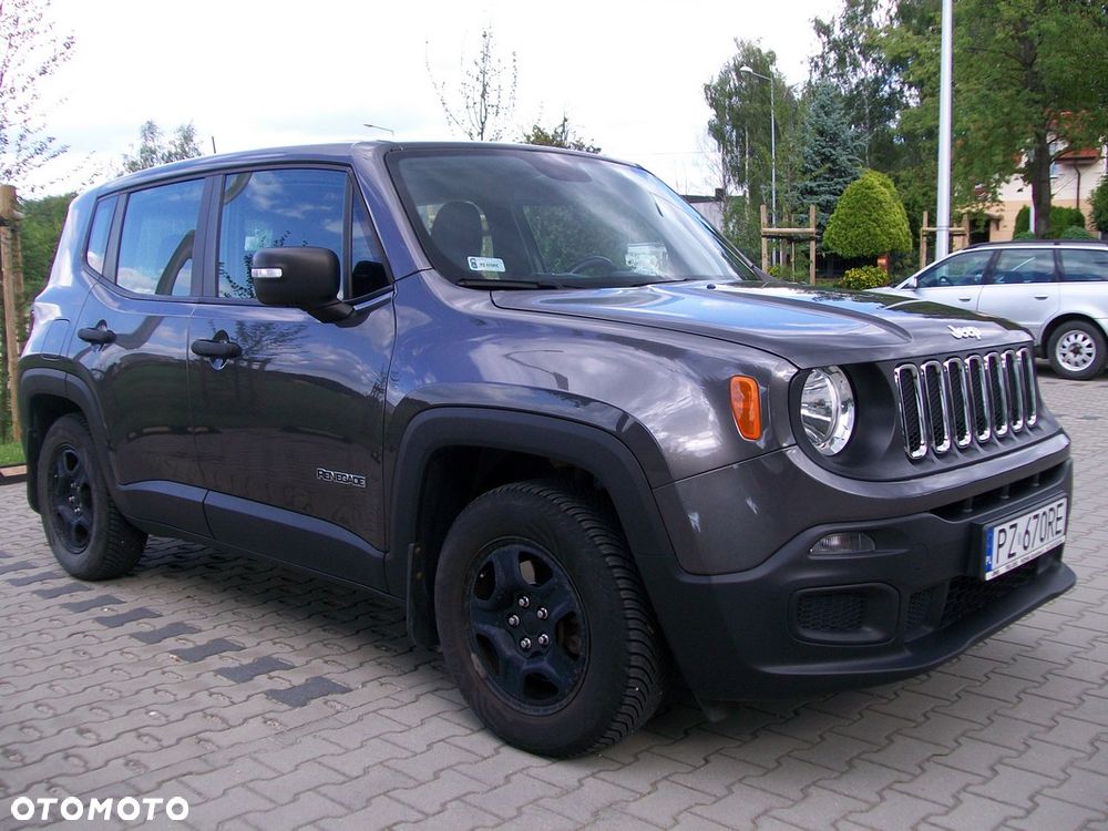 Jeep Renegade 1.6 E-TorQ Sport FWD - 3