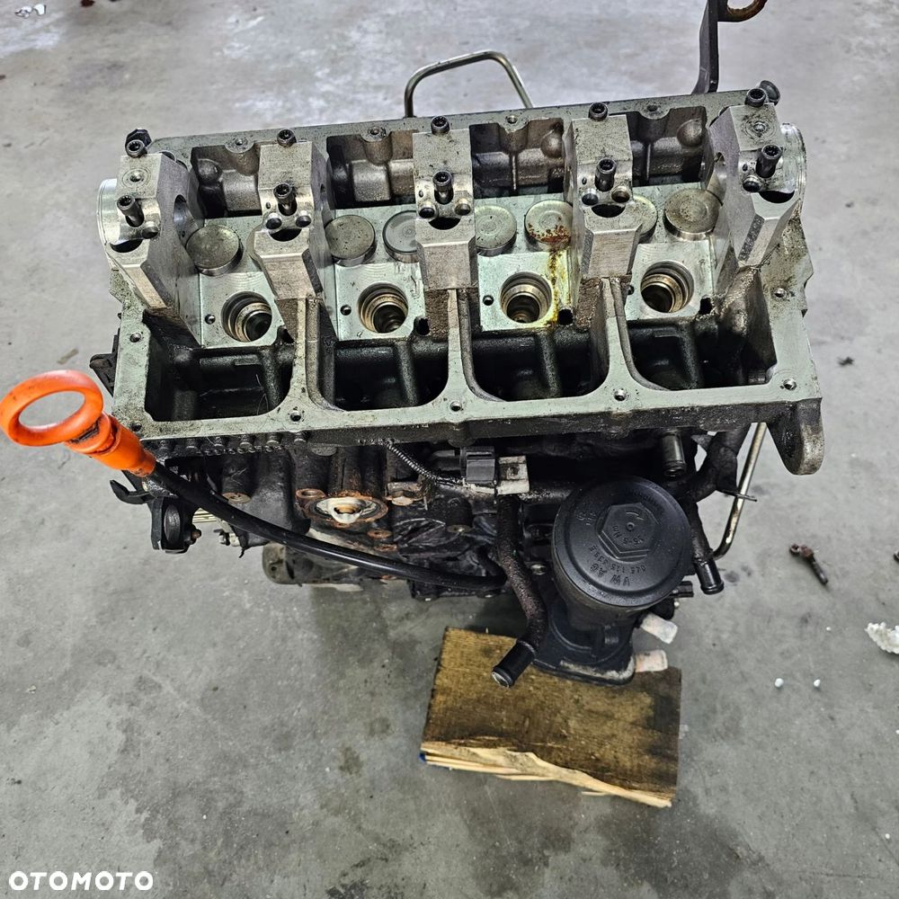VW T5 1.9 TDI BRS 102 KM silnik słupek bez osprzętu - 2