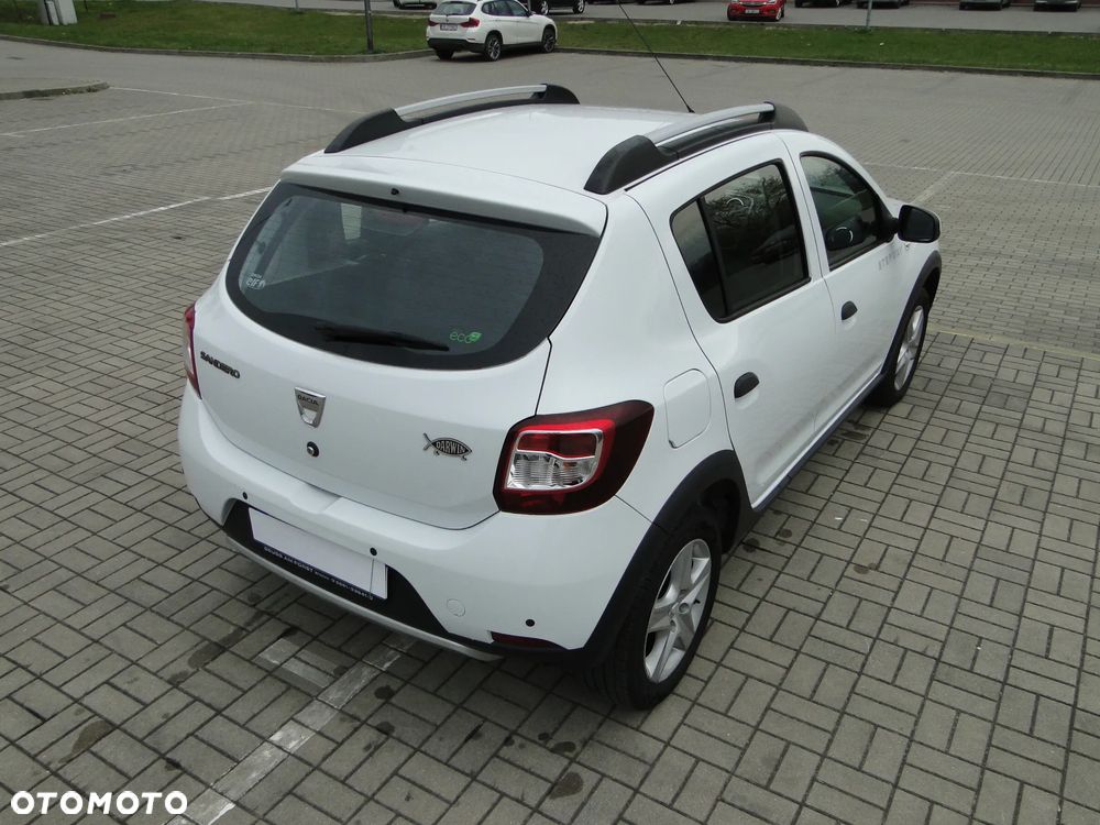 Dacia Sandero Stepway TCe 90 (S&S) Prestige - 4