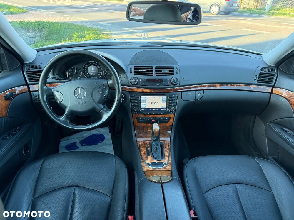 Mercedes-Benz Klasa E 500 4Matic Automatik Elegance - 15