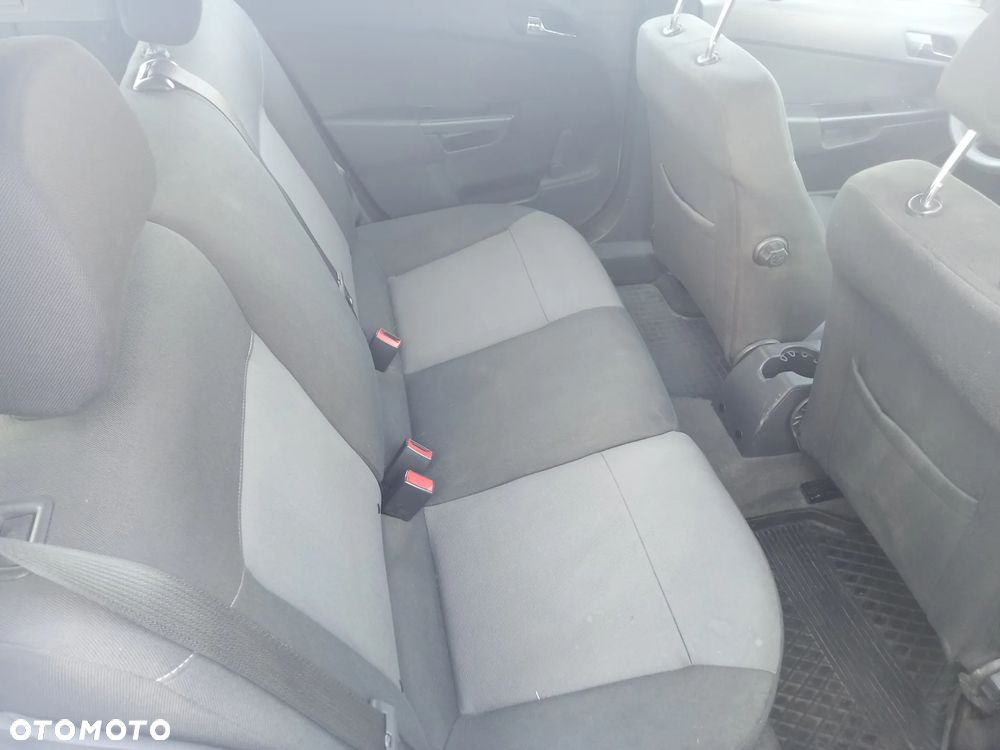 Opel Astra 1.7 CDTI EU5 - 10