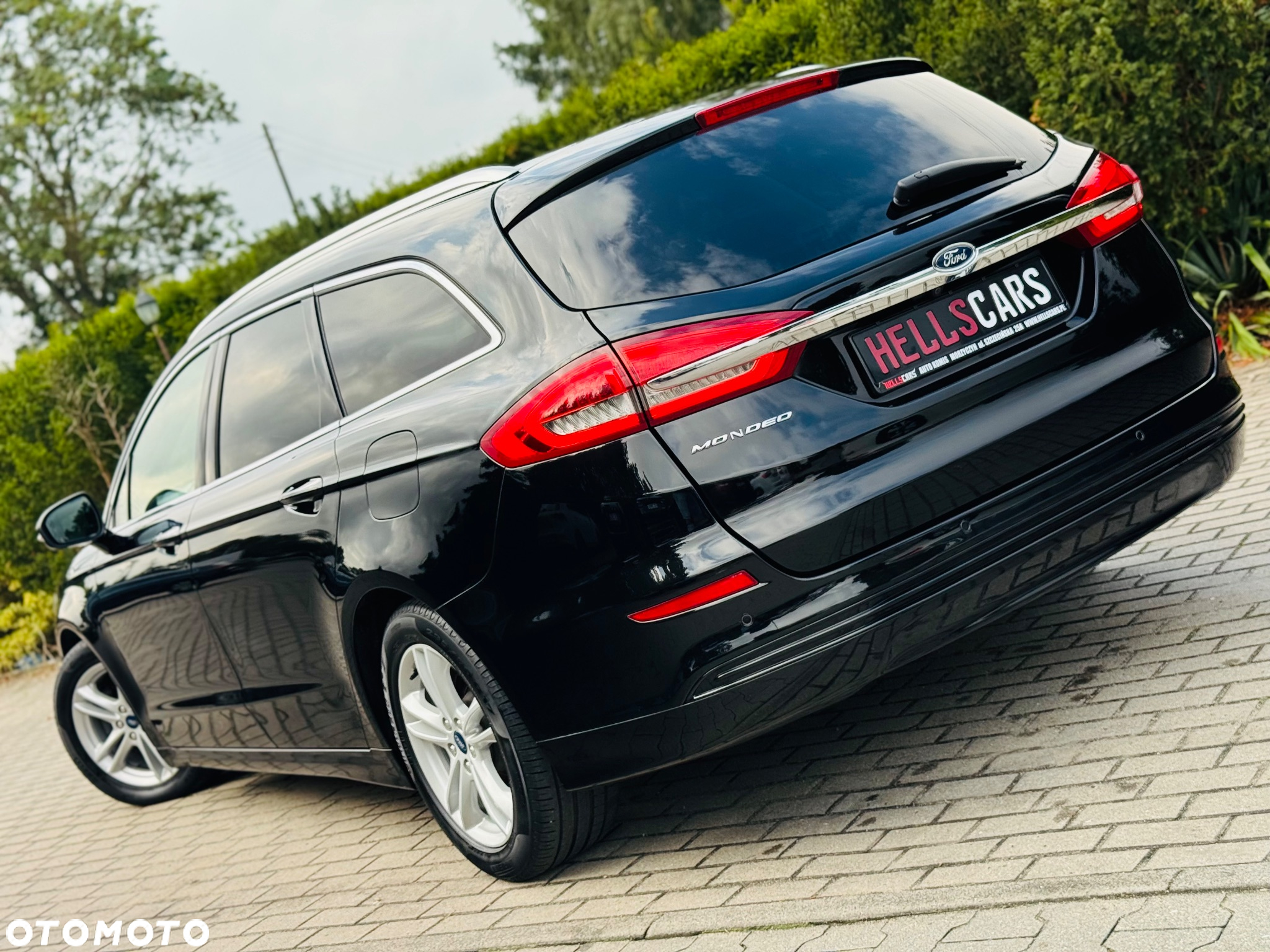 Ford Mondeo 2.0 EcoBlue Titanium - 14