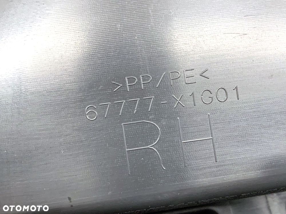 BOCZEK DRZWI PRAWY PRZÓD  TOYOTA COROLLA sedan (_E21_) 2019 - 2022 1.5 VVTi 92kW [125 KM] benzyna - 4