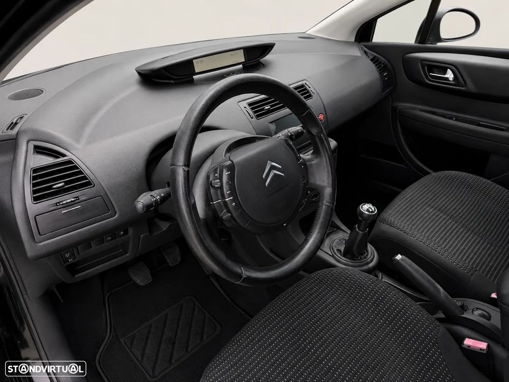 Citroën C4 1.4 16V VTR - 7