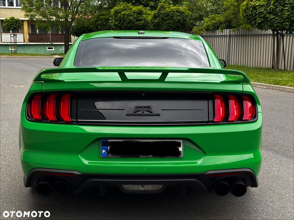 Ford Mustang - 6