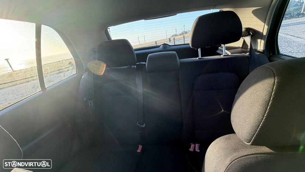 Skoda Fabia 1.2 Active - 12