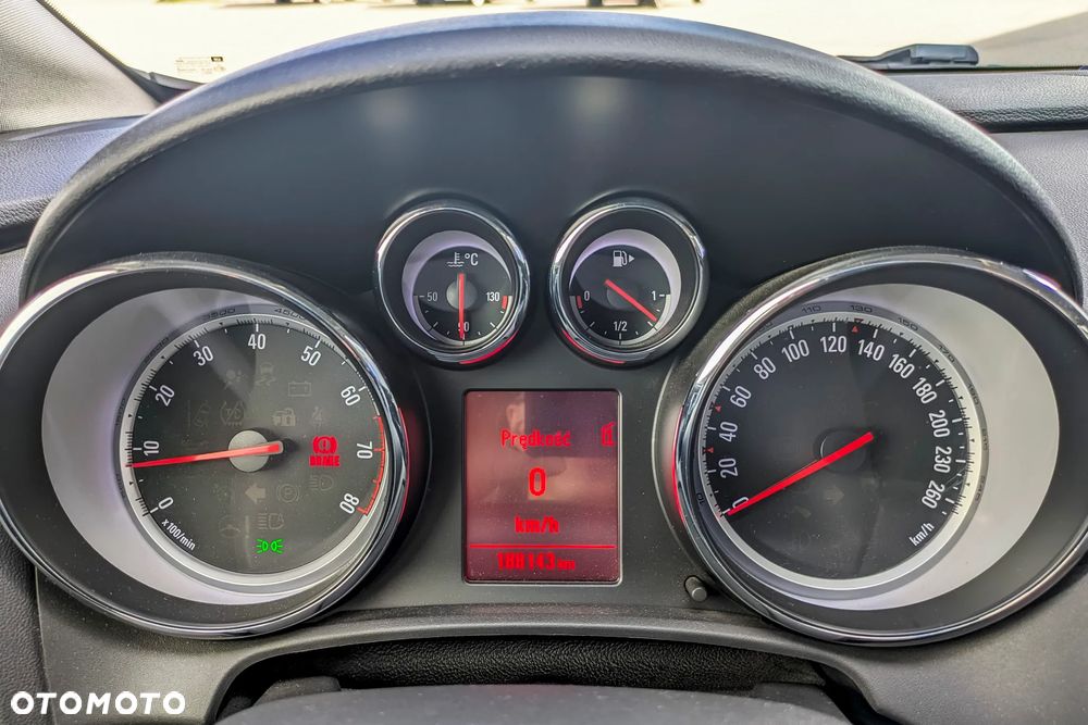 Opel Astra 1.4 T Cosmo - 10