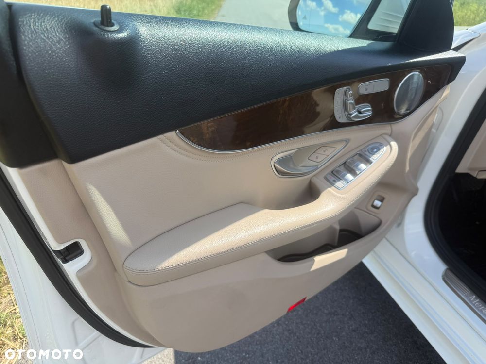 Mercedes-Benz Klasa C 200 7G-TRONIC - 7
