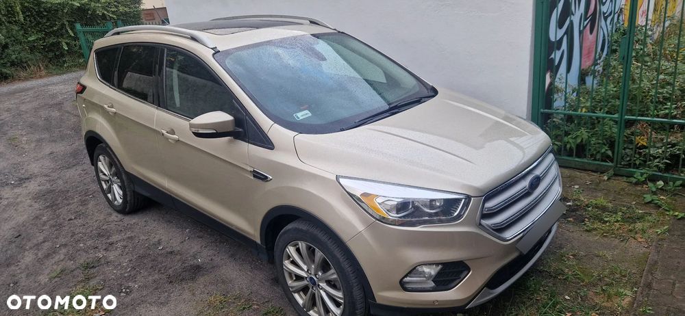Ford Escape 2.0 EcoBoost AWD Titanium - 5