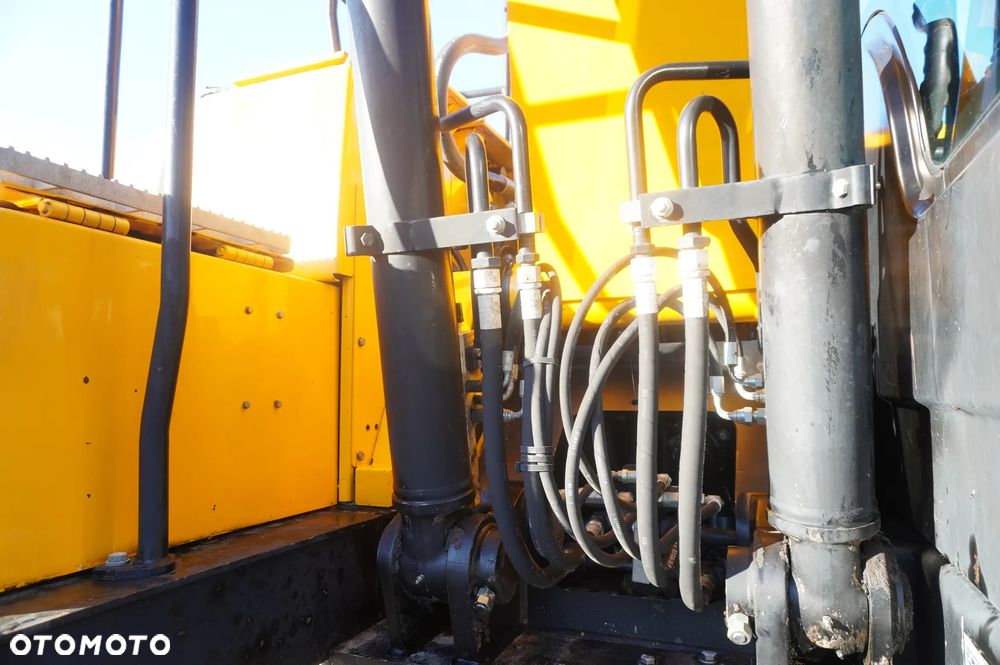 JCB JS 145LC / 4800 MTH - 17