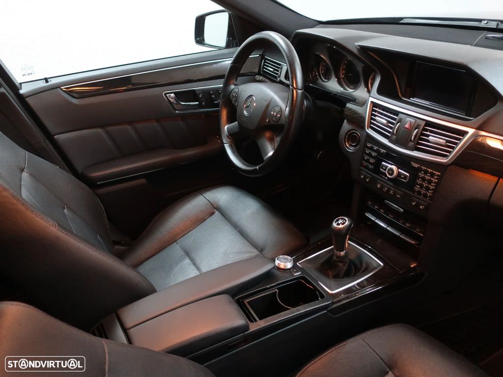 Mercedes-Benz E 250 CDi Avantgarde BlueEfficiency - 20