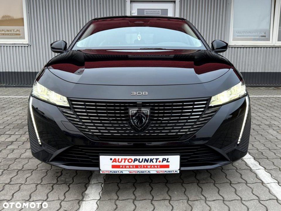 Peugeot 308 - 8