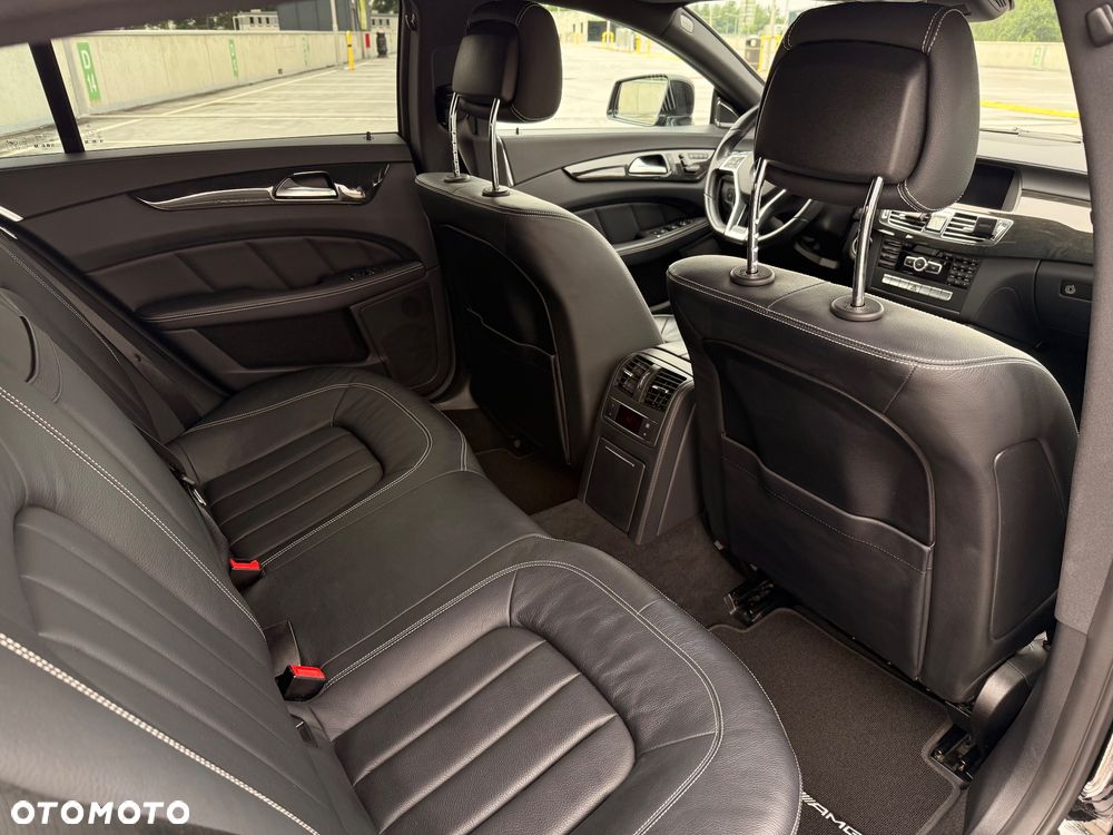 Mercedes-Benz CLS 500 4-Matic 7G-TRONIC - 14