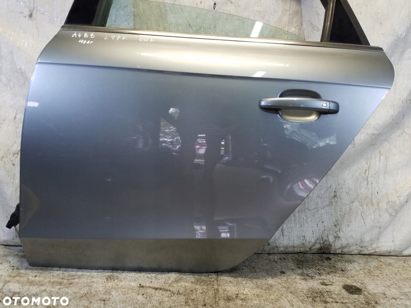 DRZWI TYŁ LEWE AUDI A4 B8 SEDAN KOD LY7G - 2