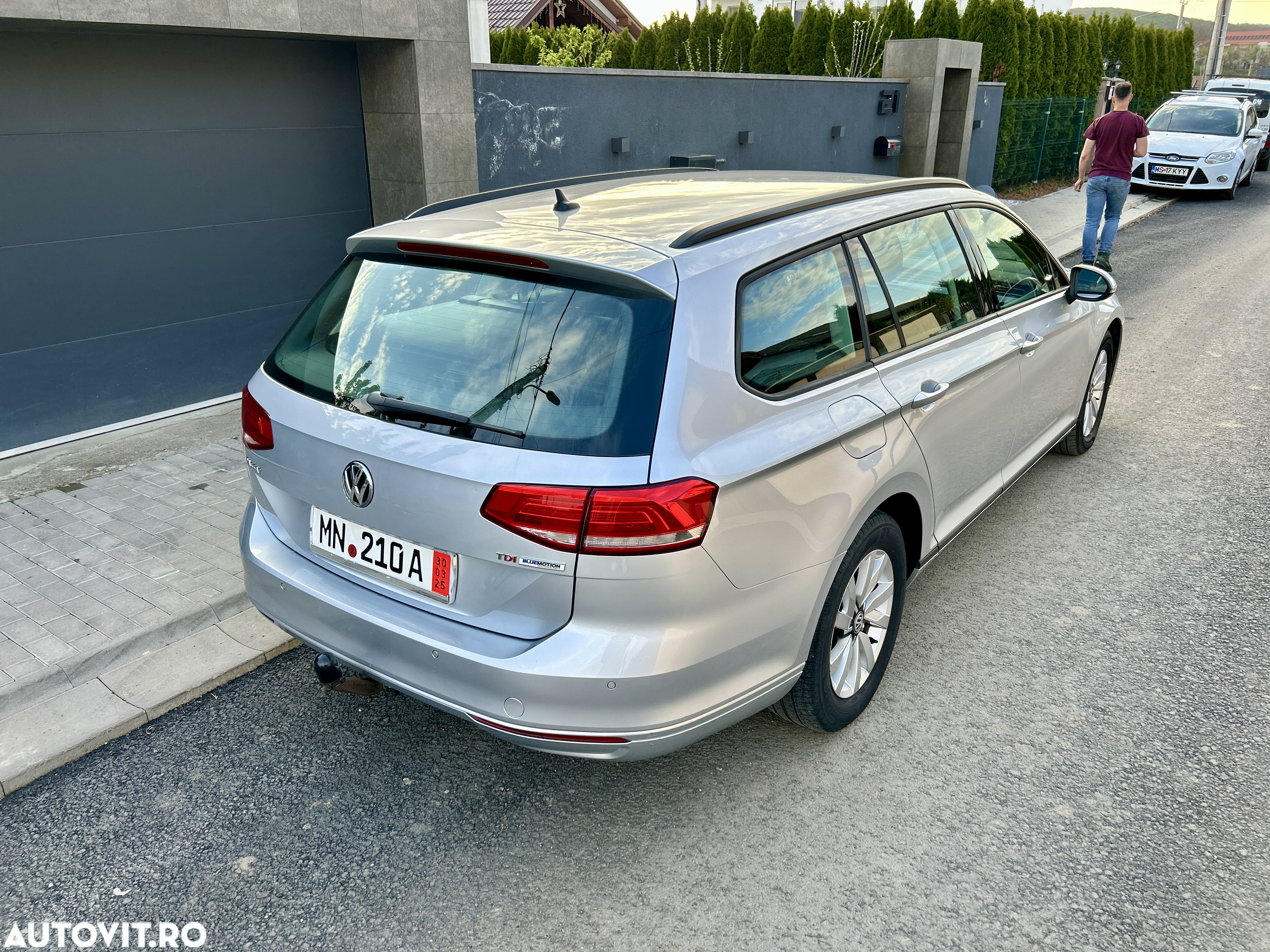Volkswagen Passat - 3