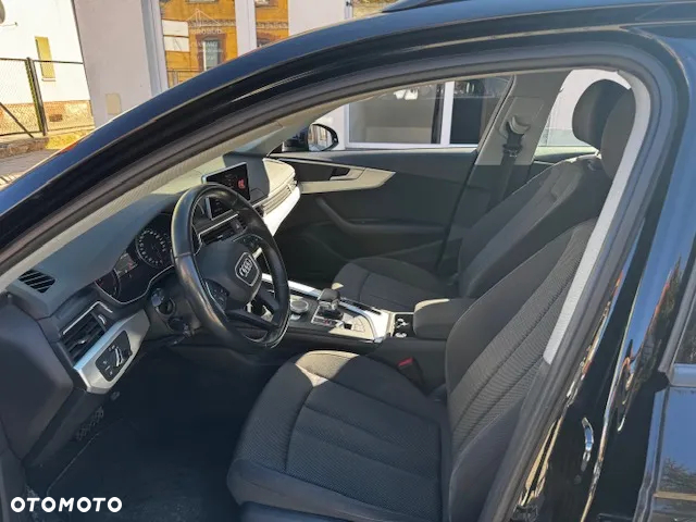 Audi A4 Avant 2.0 TDI S tronic - 8