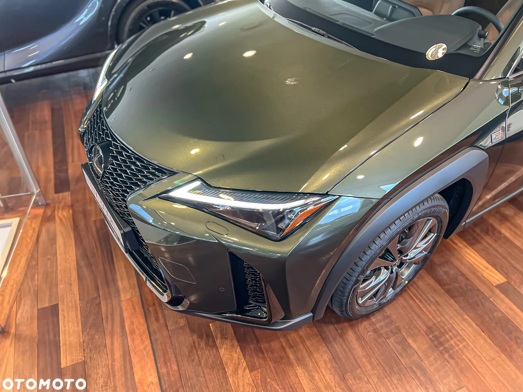 Lexus UX 200 GPF F Sport Design 2WD - 7
