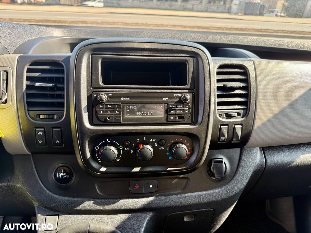 Renault Trafic - 10