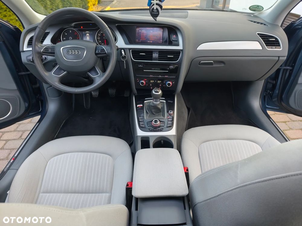 Audi A4 Avant 3.0 TDI - 29