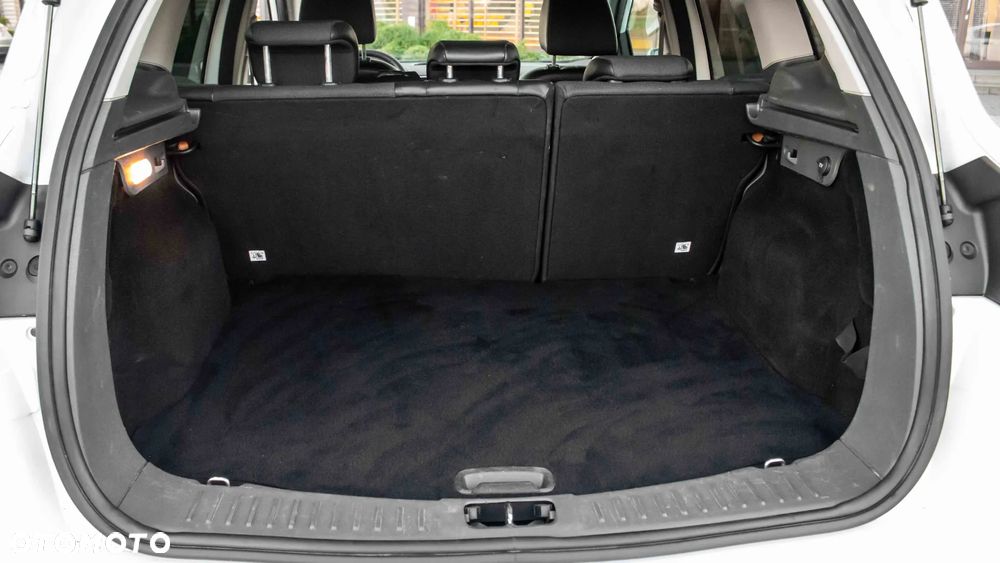 Ford Kuga 2.0 TDCi 4WD Titanium - 23