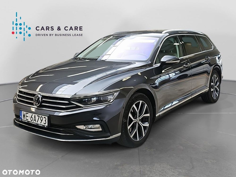 Volkswagen Passat - 25