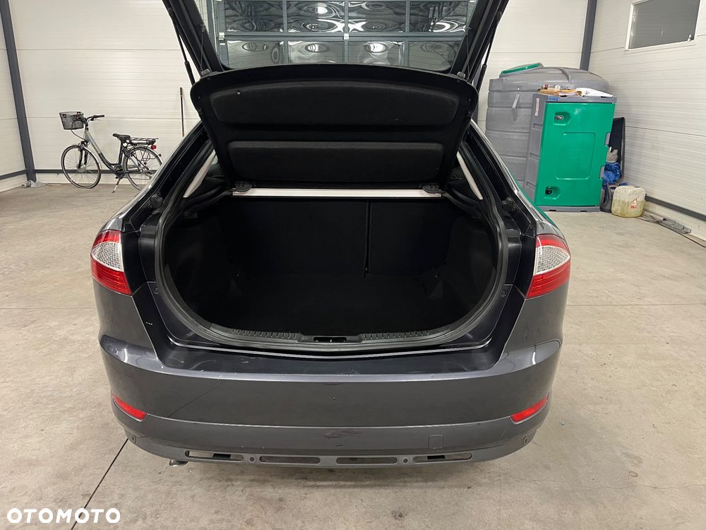 Ford Mondeo - 17