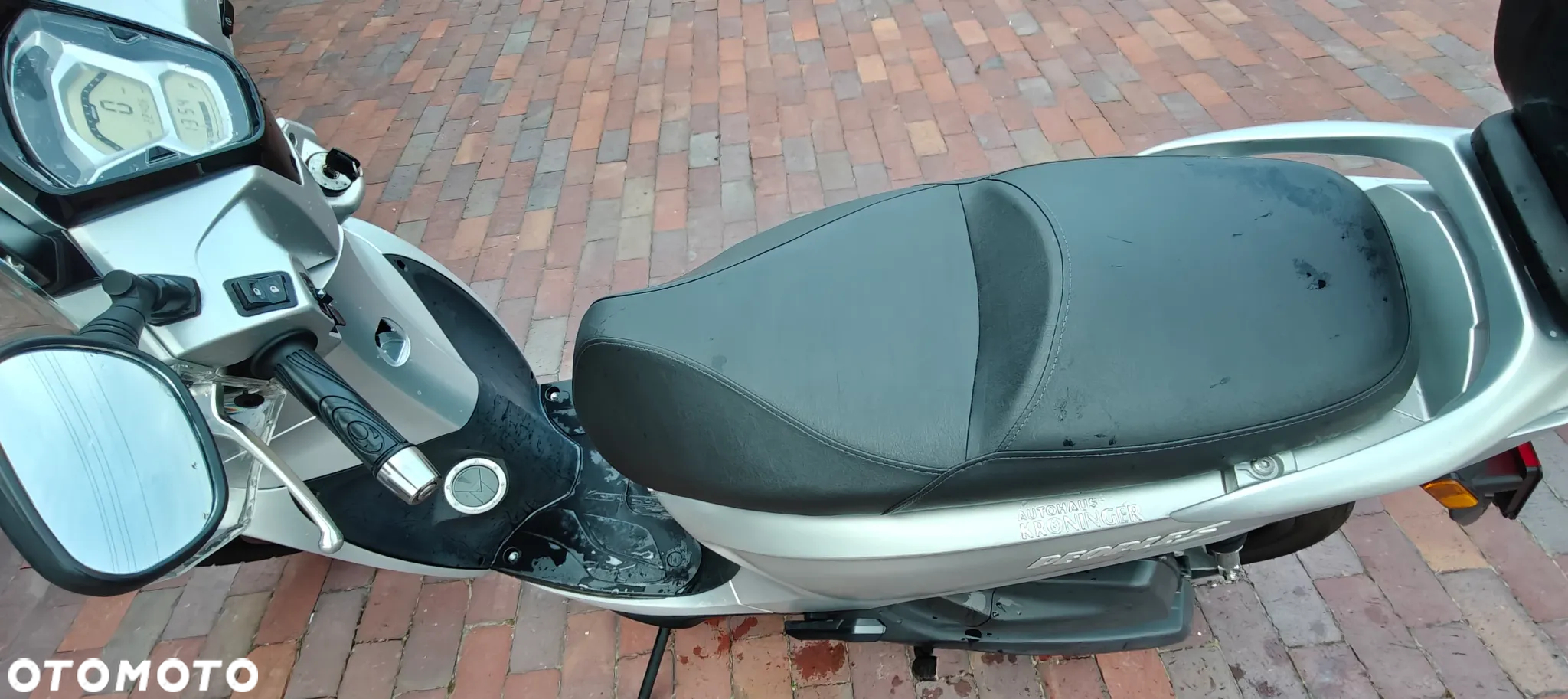Kymco People - 6