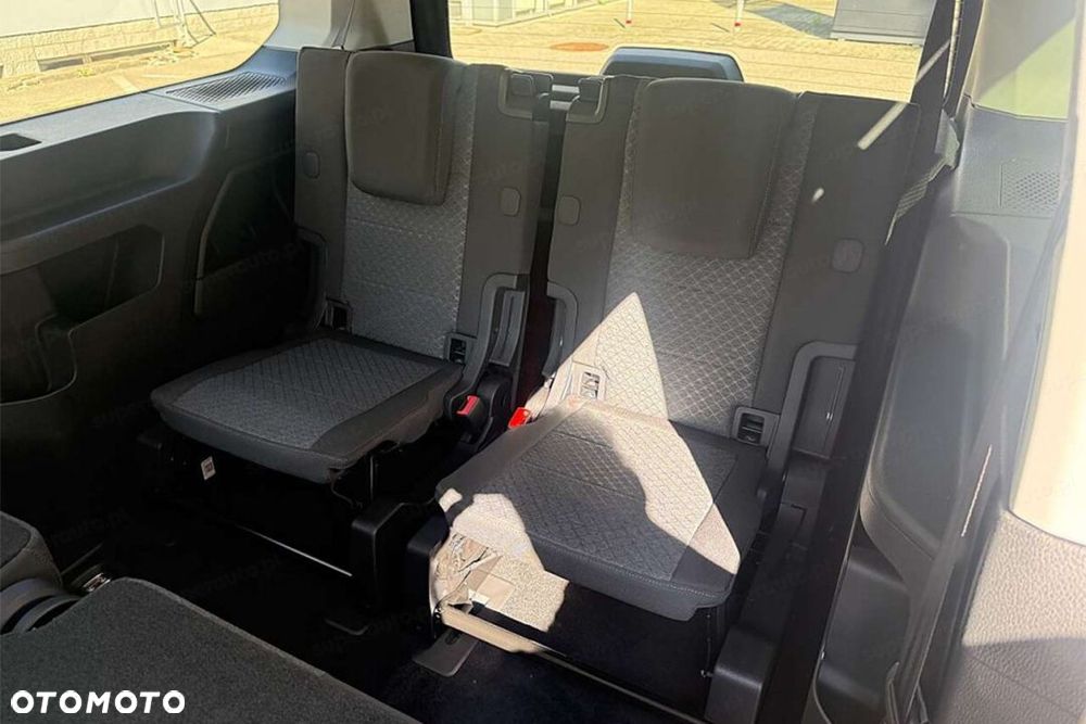 Ford Tourneo Connect - 17