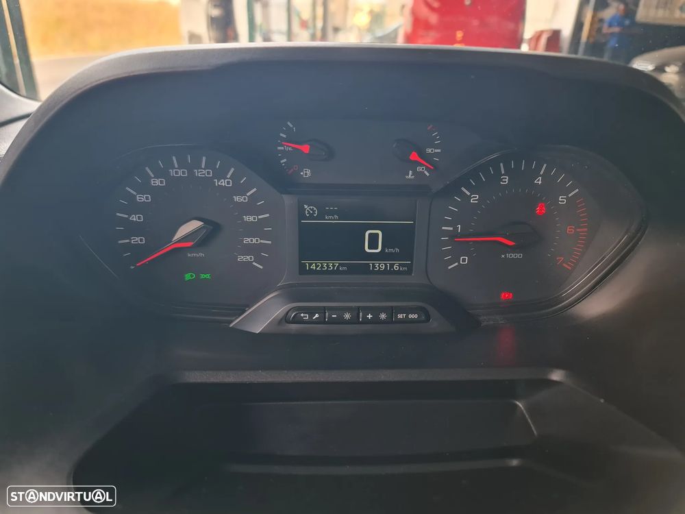Peugeot PARTNER 1.6 HDI ASPHALT * GPS, AC, CÂMERA * C/IVA DEDUTÍVEL - 15