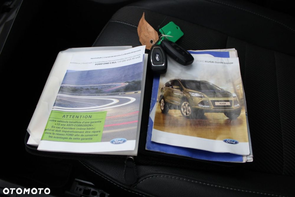 Ford Kuga - 38