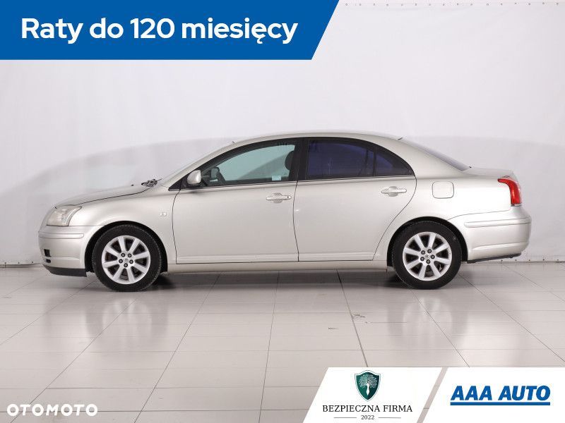 Toyota Avensis - 4