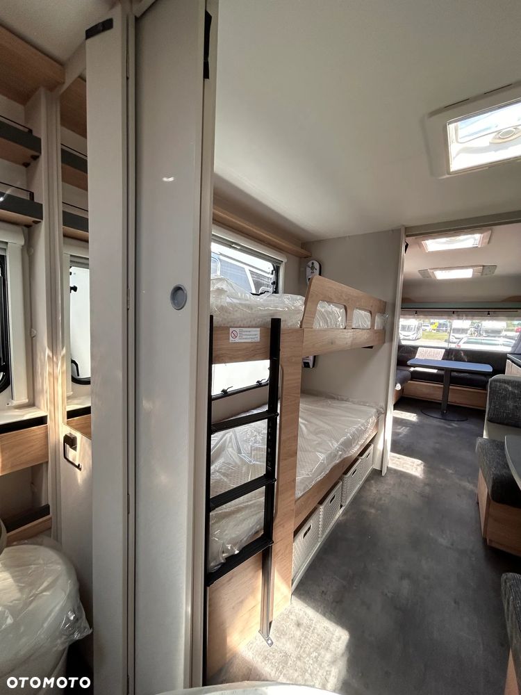 Dethleffs Camper 730 FKR - 27