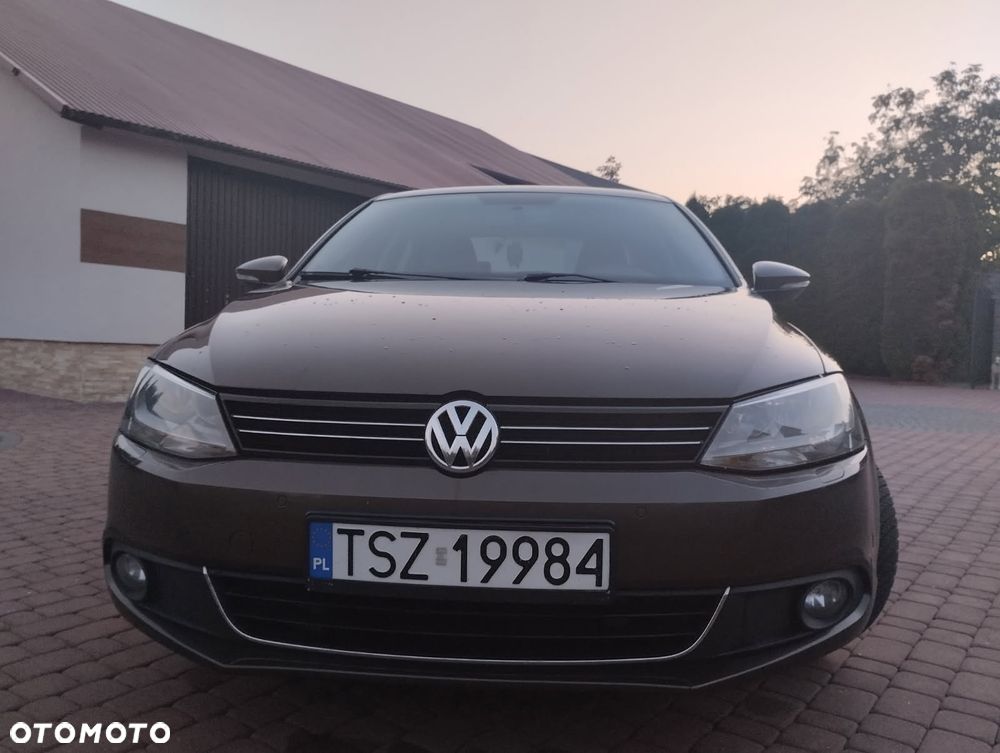 Volkswagen Jetta 1.6 TDI Comfortline - 2