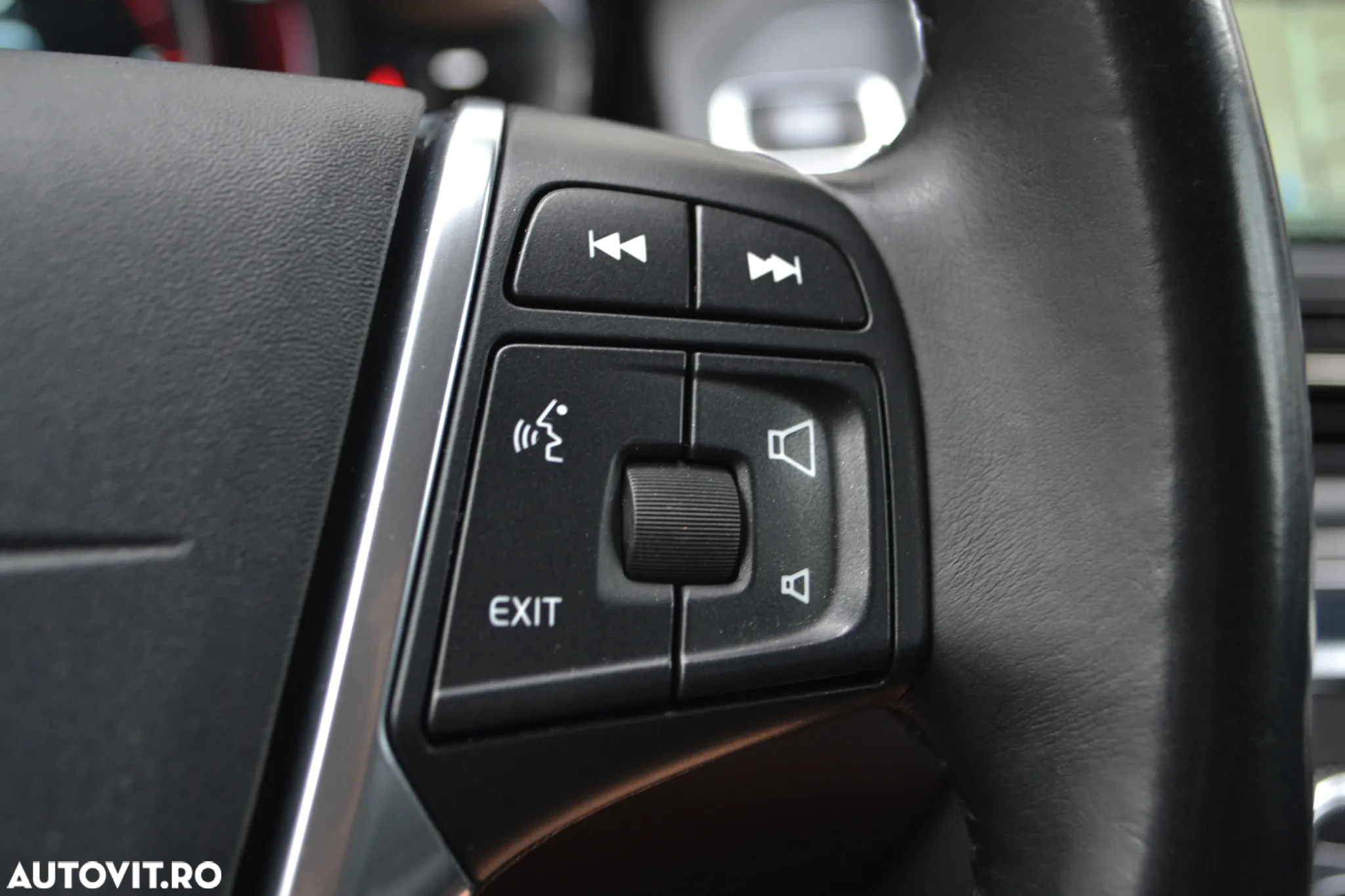 Volvo XC 60 D5 AWD Geartronic Summum - 12