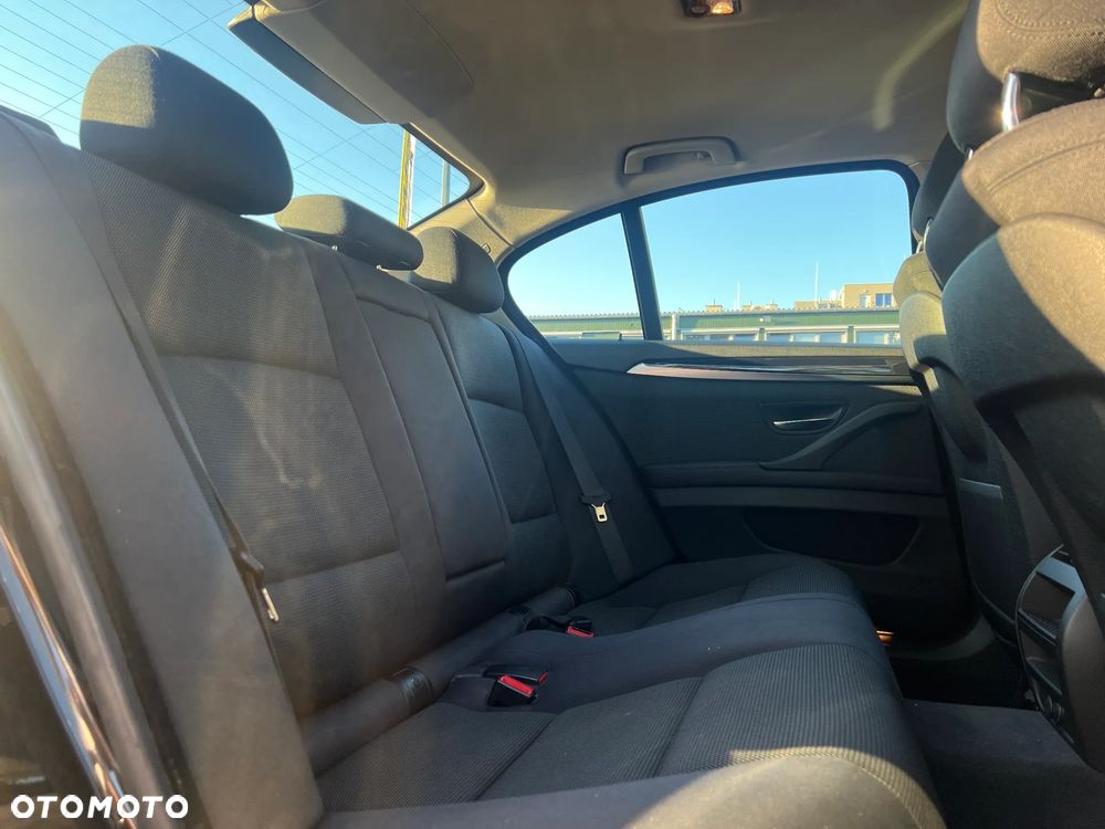 BMW Seria 5 - 25