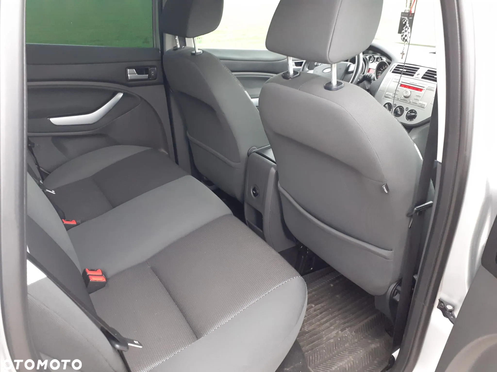 Ford Kuga 2.0 TDCi Individual - 19