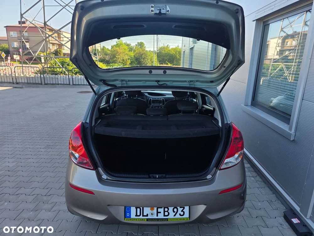 Hyundai i20 1.2 Select - 17