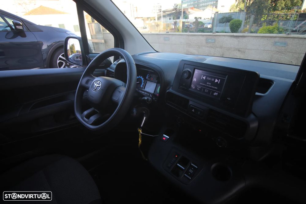 Toyota Proace Verso Electric 100KW GX 2L - 29