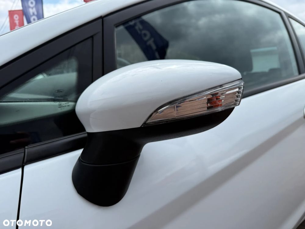 Ford Fiesta 1.25 Celebration - 31