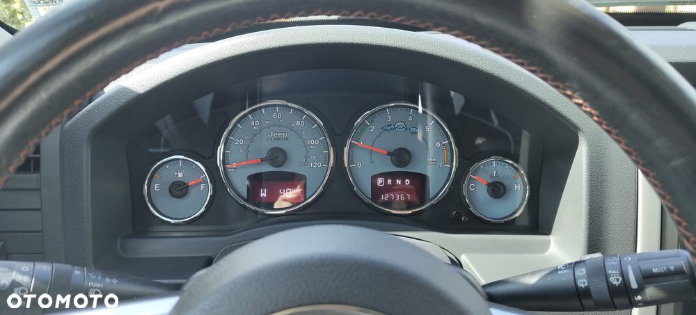 Jeep Liberty 3.7 4x4 - 19