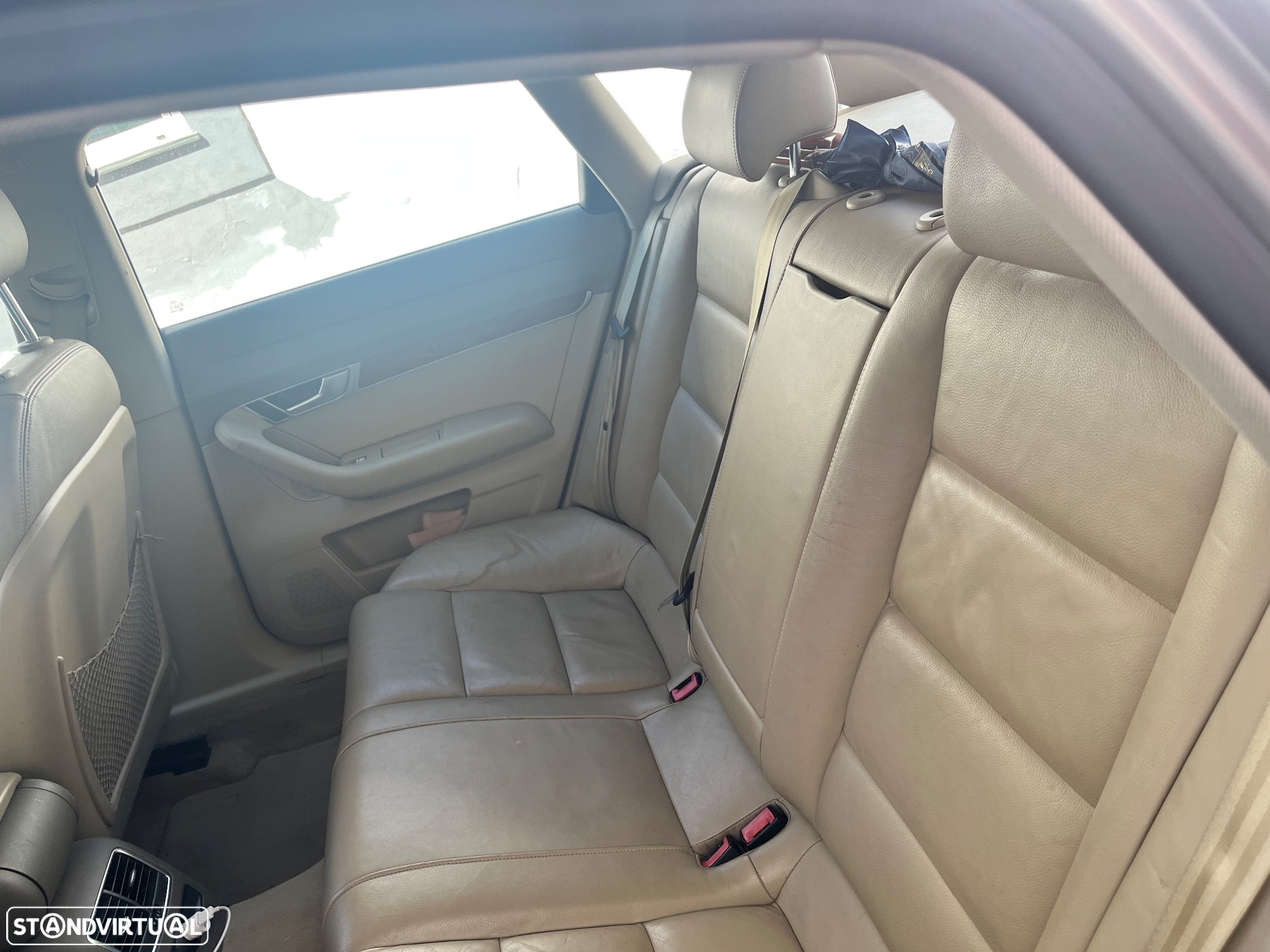 Audi A6 - 12