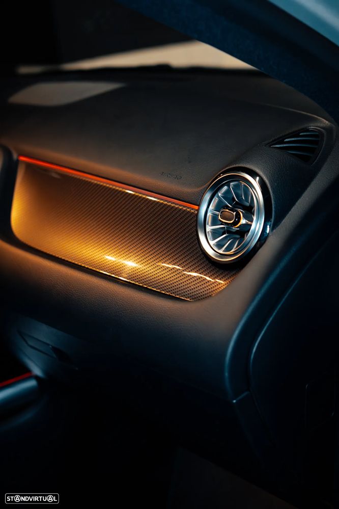 Mercedes-Benz GLA 250 e 8G-DCT AMG Line - 14