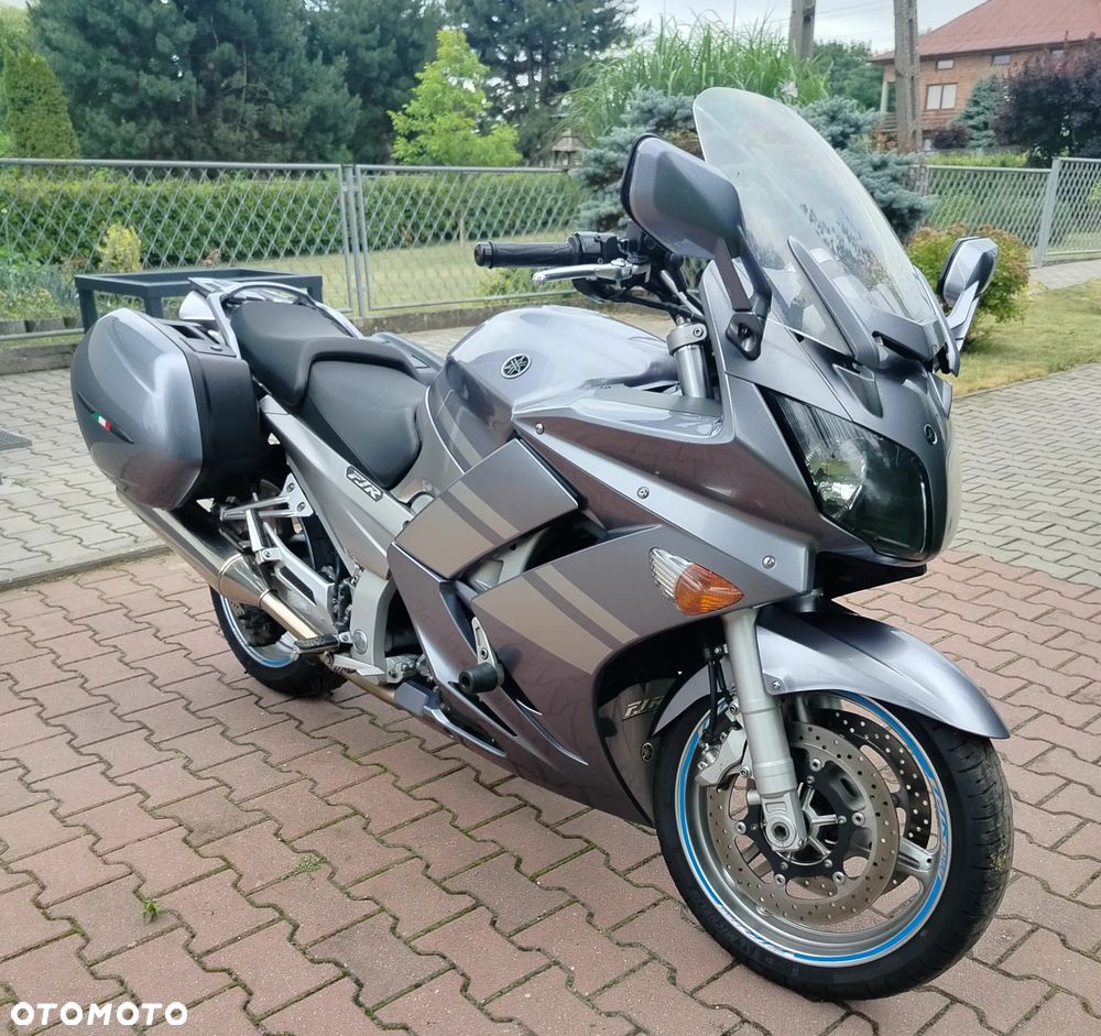 Yamaha FJR - 1