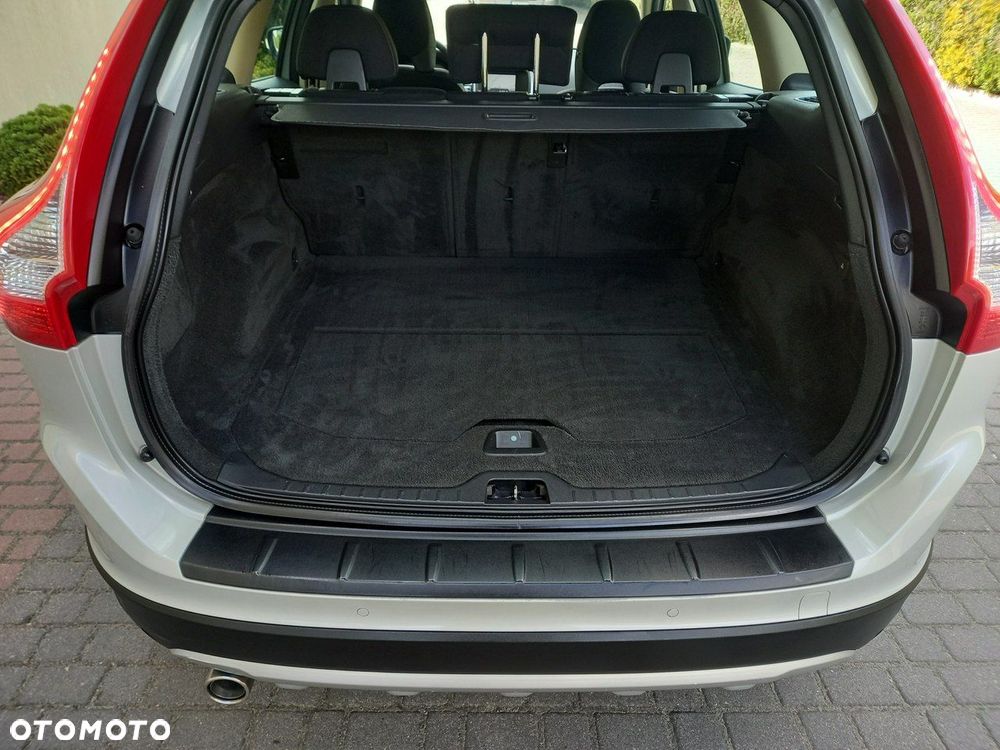 Volvo XC 60 DRIVe Momentum - 22