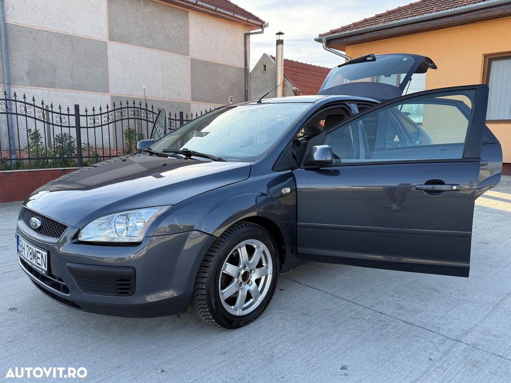 Ford Focus - 20